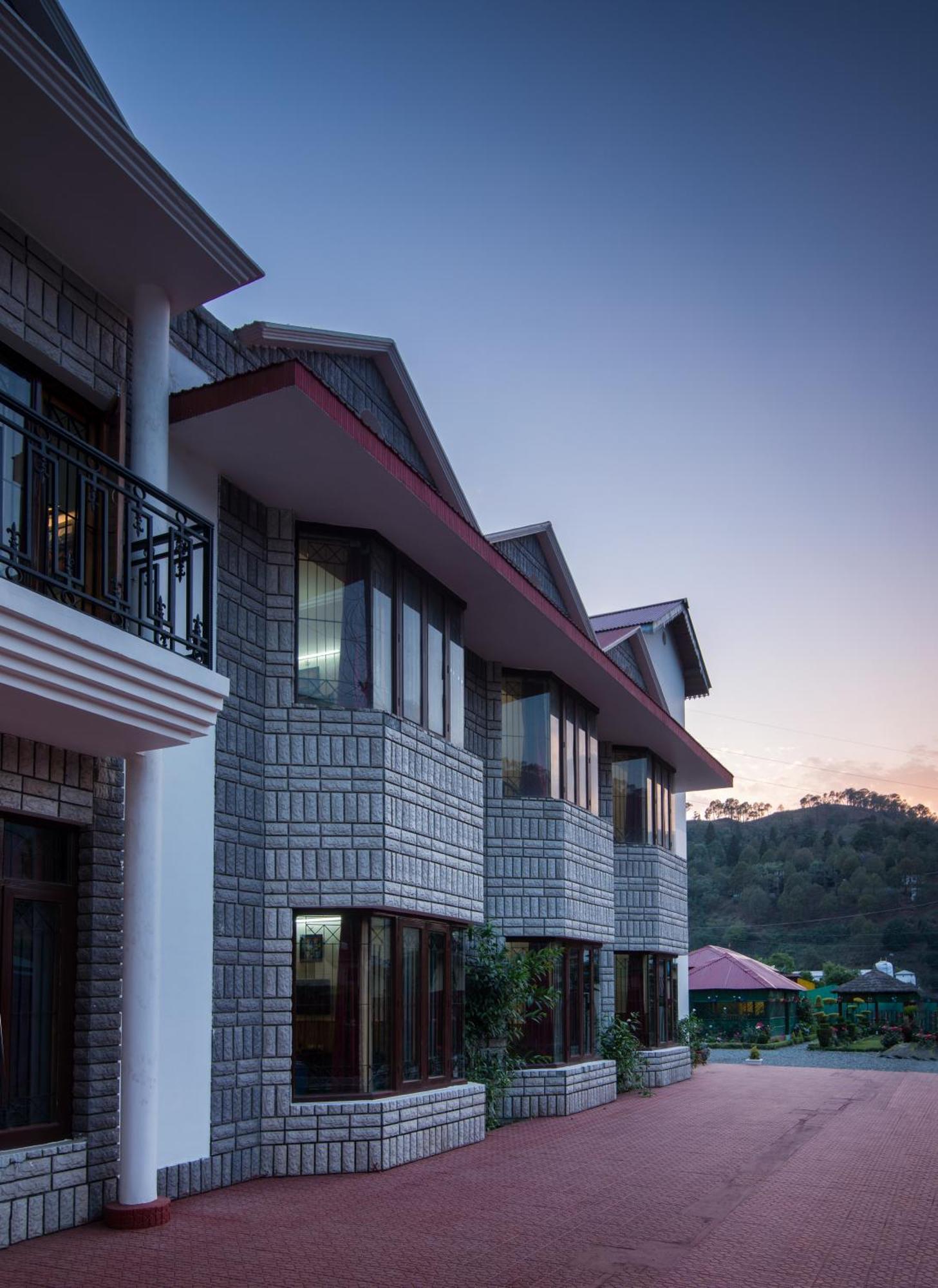 Ivy The Boutique Hotel Near Neem Karoli Temple Nainital Eksteriør billede